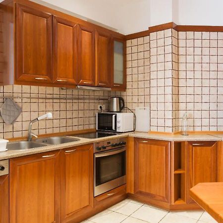 2 Min Walk To Acropolis 50 Sqm Apartamento Atenas Exterior foto